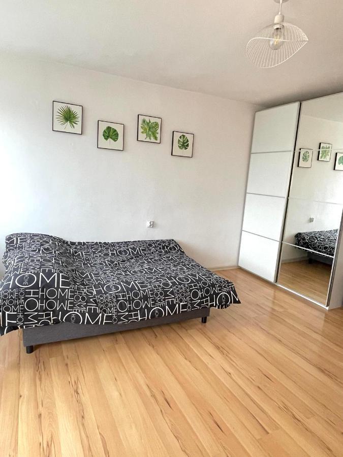 15 Min Stare Miasto D&A Apartments Darwina Warsaw Ngoại thất bức ảnh