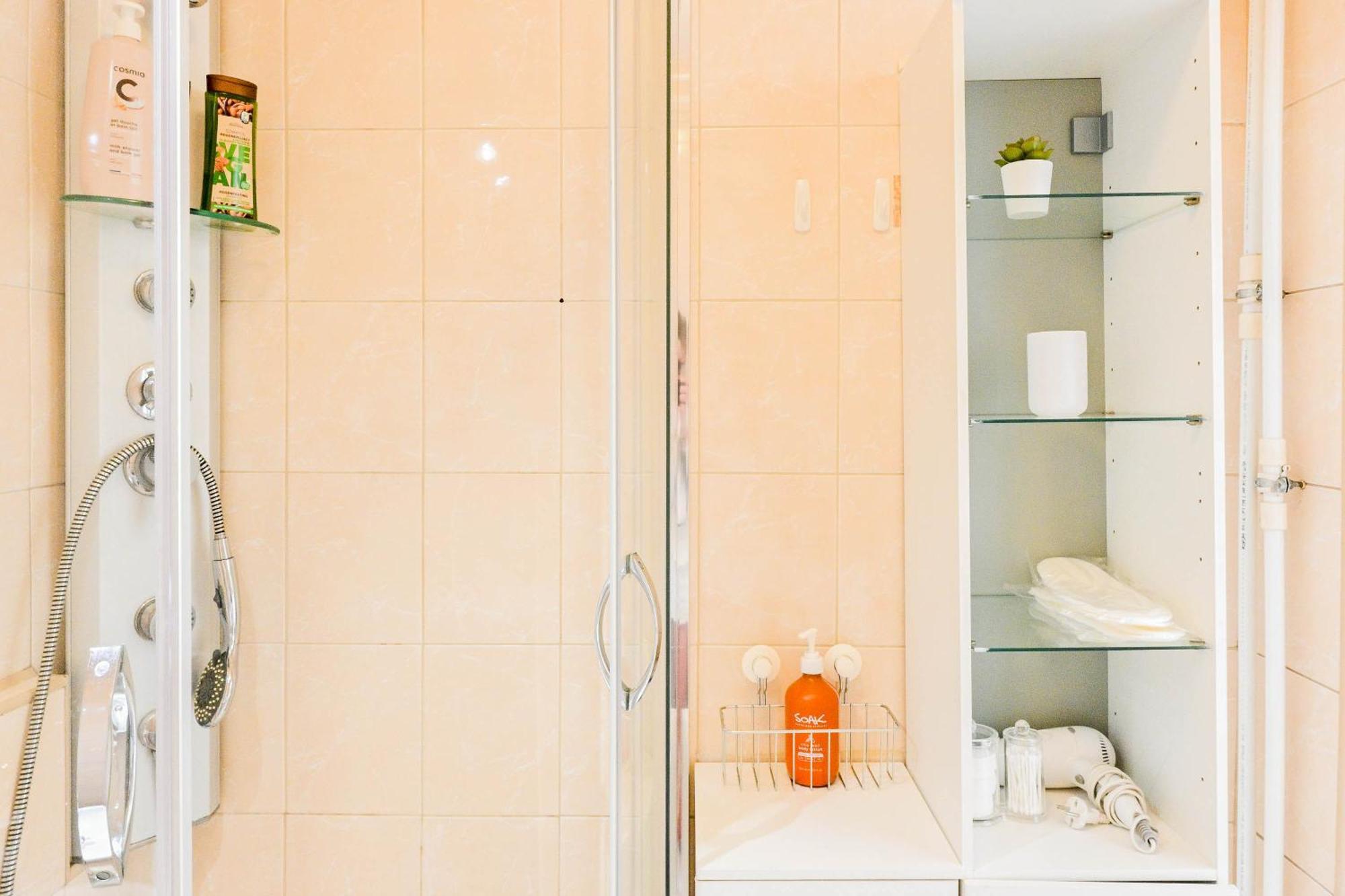 15 Min Stare Miasto D&A Apartments Darwina Warsaw Ngoại thất bức ảnh