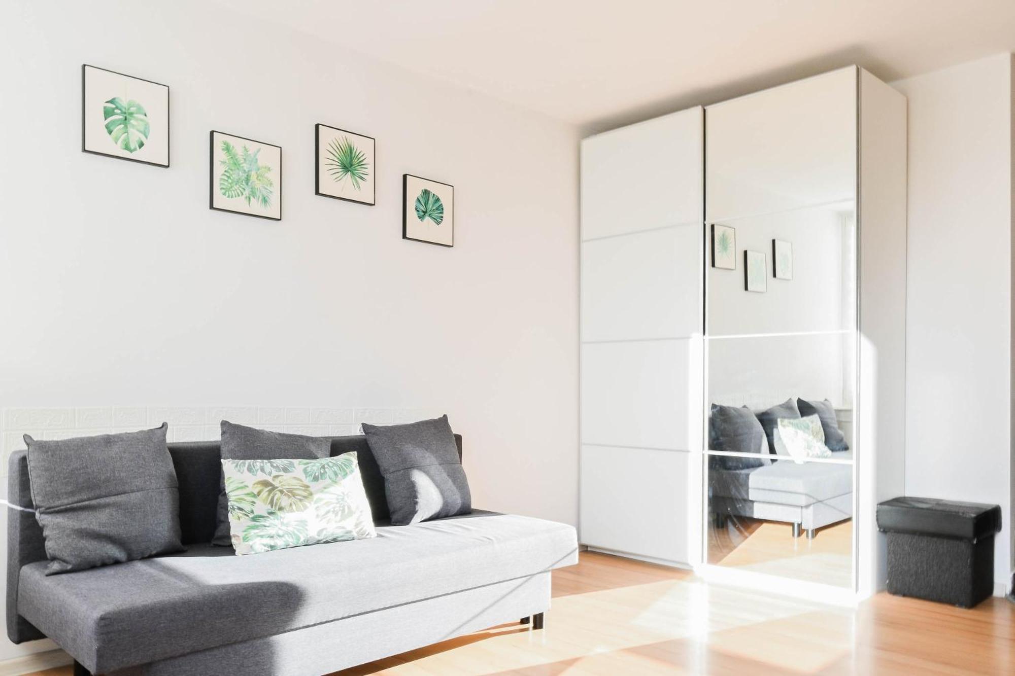 15 Min Stare Miasto D&A Apartments Darwina Warsaw Ngoại thất bức ảnh